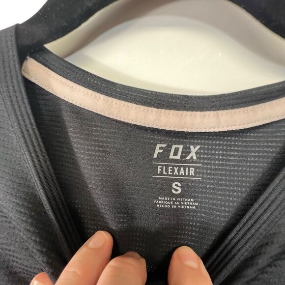 Small pink/black Fox Racing Women Flexair short Sleeve Jersey - Picture 7 of 14